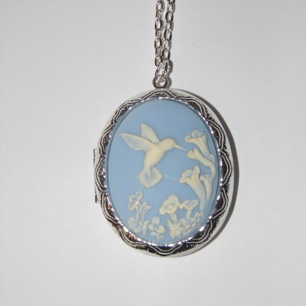Blue Cameo Hummingbird slvr Locket Photo pill box - Picture 5 of 7
